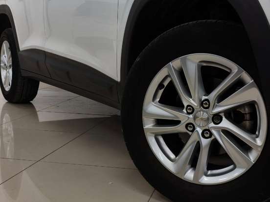 CHEVROLET-TRACKER-2021