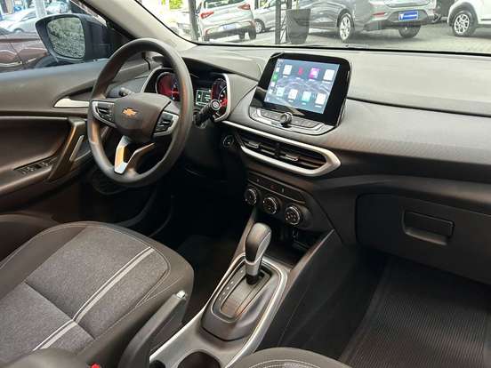 CHEVROLET-TRACKER-2023