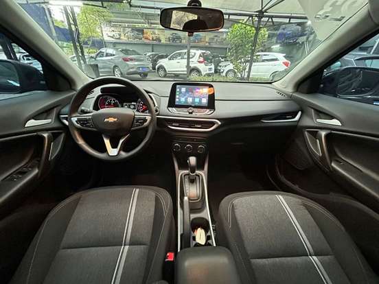 CHEVROLET-TRACKER-2023