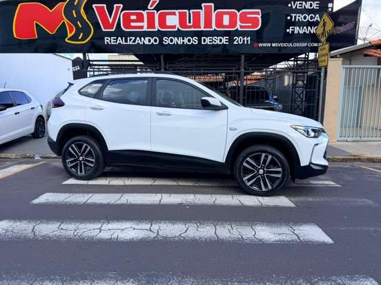 CHEVROLET-TRACKER-2024