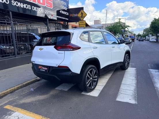CHEVROLET-TRACKER-2024