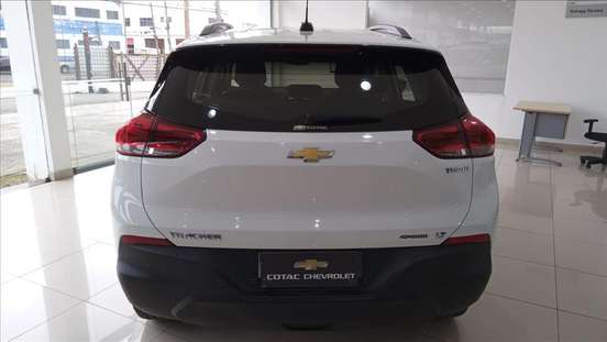 CHEVROLET-TRACKER-2021