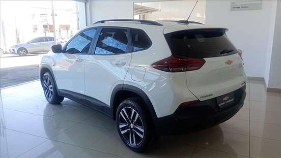 CHEVROLET-TRACKER-2023