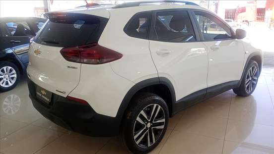 CHEVROLET-TRACKER-2023