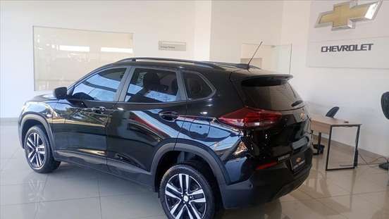 CHEVROLET-TRACKER-2024