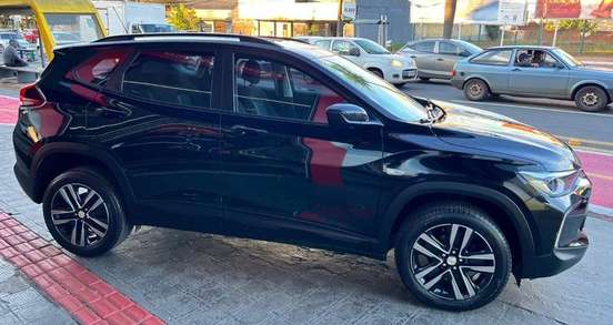 CHEVROLET-TRACKER-2023