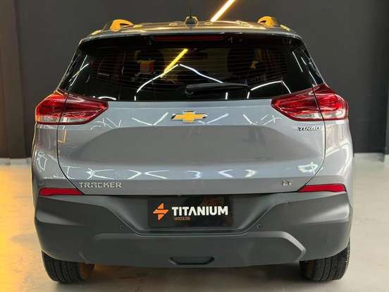 CHEVROLET-TRACKER-2021