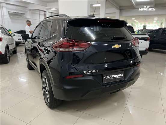 CHEVROLET-TRACKER-2023
