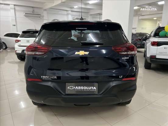 CHEVROLET-TRACKER-2023
