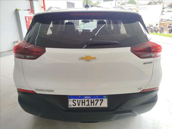 CHEVROLET-TRACKER-2023