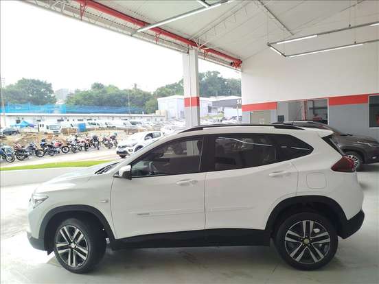 CHEVROLET-TRACKER-2023