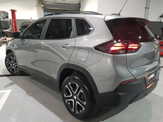 CHEVROLET-TRACKER-2025