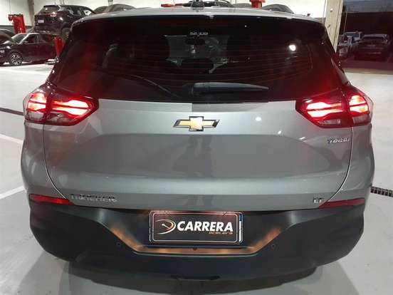 CHEVROLET-TRACKER-2025
