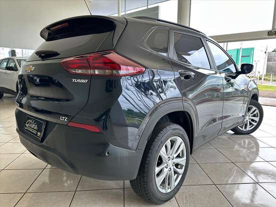 CHEVROLET-TRACKER-2022