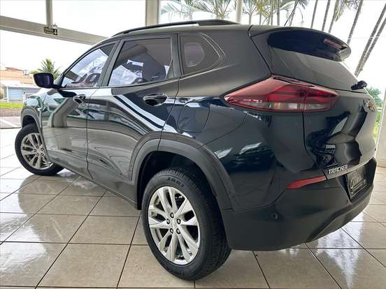 CHEVROLET-TRACKER-2022
