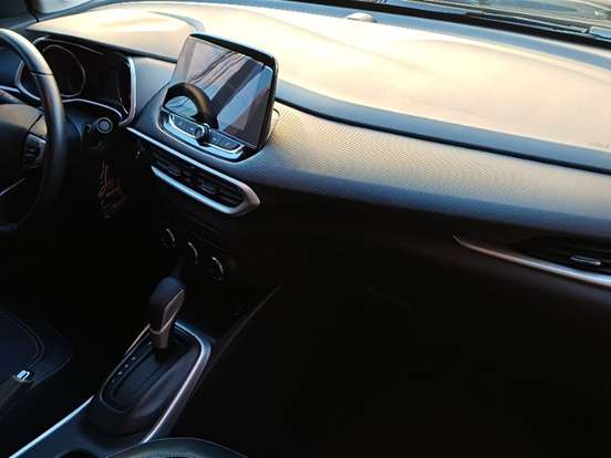 CHEVROLET-TRACKER-2024