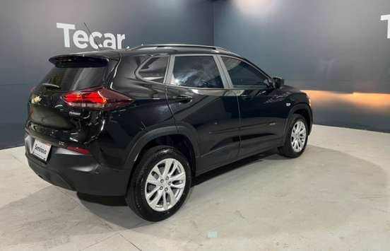 CHEVROLET-TRACKER-2024