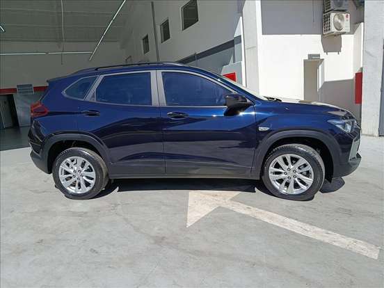 CHEVROLET-TRACKER-2023