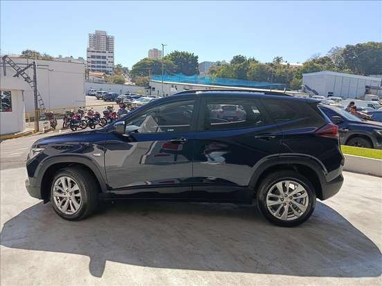 CHEVROLET-TRACKER-2023
