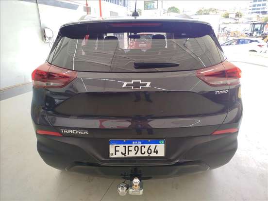CHEVROLET-TRACKER-2023