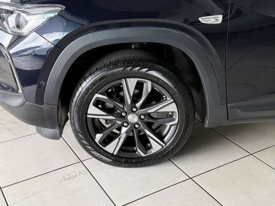 CHEVROLET-TRACKER-2020
