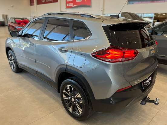 CHEVROLET-TRACKER-2023
