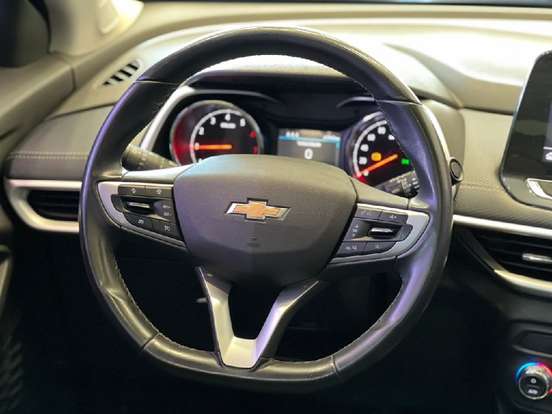 CHEVROLET-TRACKER-2023