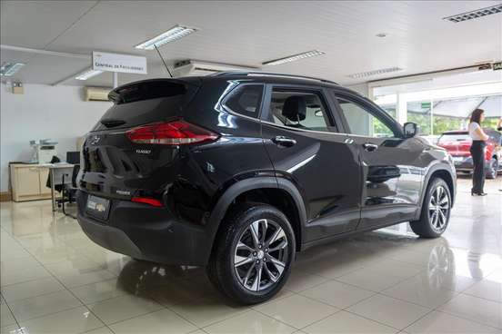 CHEVROLET-TRACKER-2024