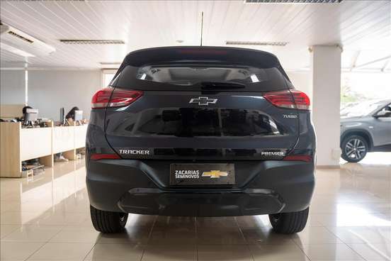 CHEVROLET-TRACKER-2024