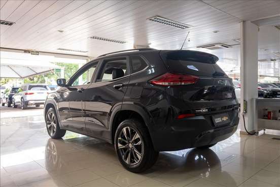CHEVROLET-TRACKER-2024