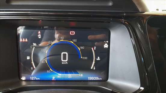 CHEVROLET-TRACKER-2025