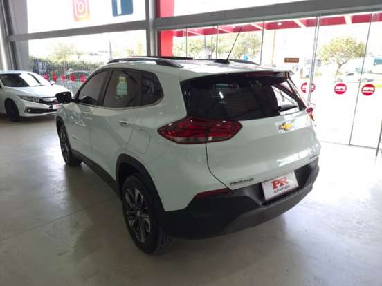 CHEVROLET-TRACKER-2023