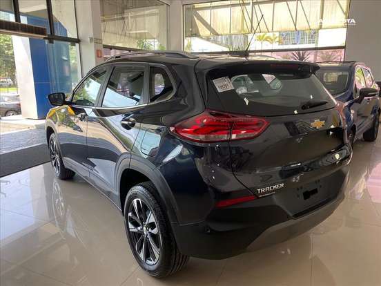 CHEVROLET-TRACKER-2025