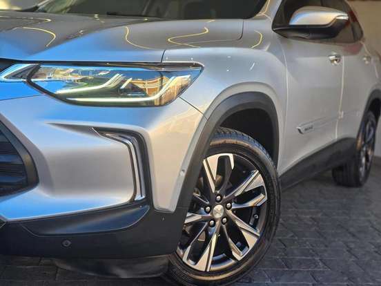 CHEVROLET-TRACKER-2021