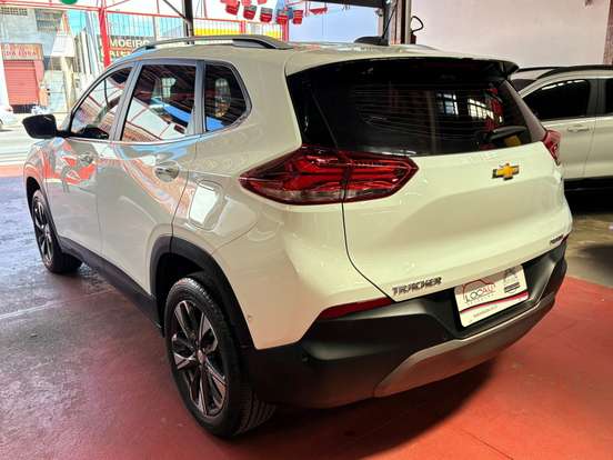 CHEVROLET-TRACKER-2025