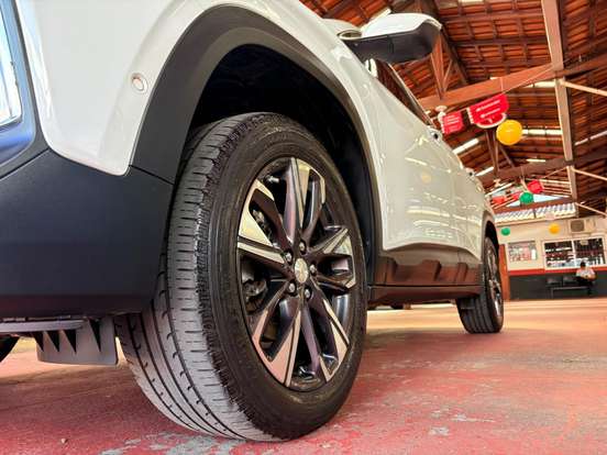 CHEVROLET-TRACKER-2025