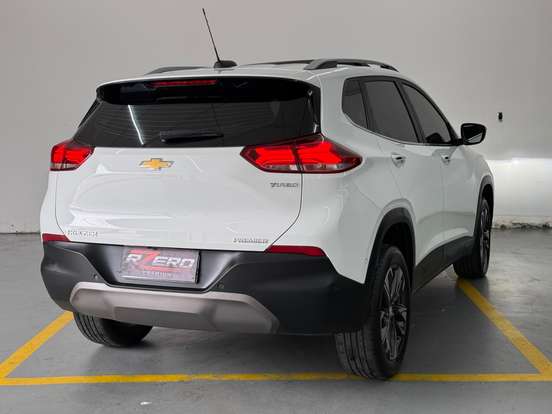 CHEVROLET-TRACKER-2025