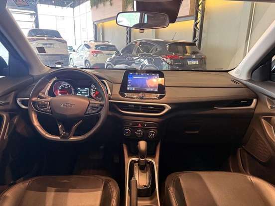 CHEVROLET-TRACKER-2023