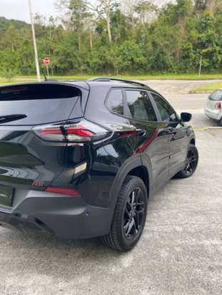 CHEVROLET-TRACKER-2025