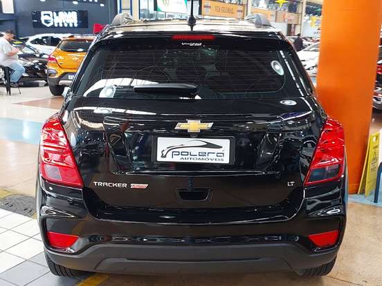 CHEVROLET-TRACKER-2019