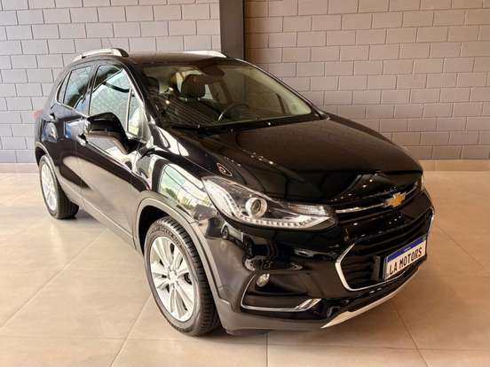 CHEVROLET-TRACKER-2017