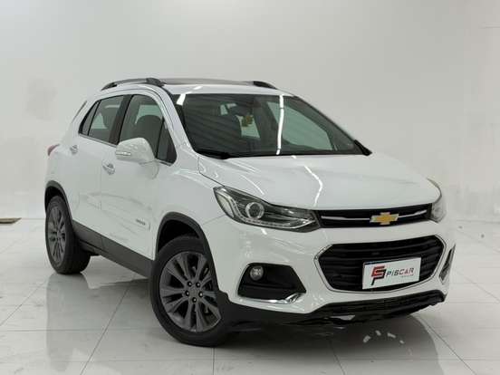 CHEVROLET-TRACKER-2017