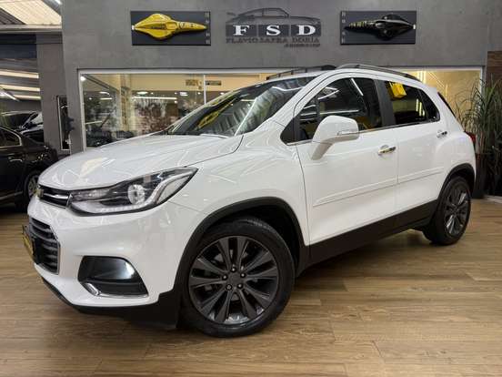 CHEVROLET-TRACKER-2018