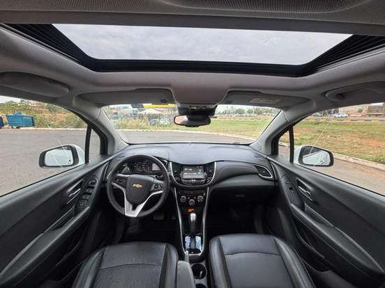 CHEVROLET-TRACKER-2017