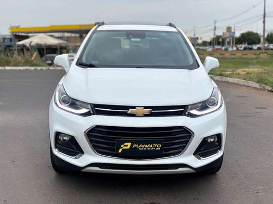 CHEVROLET-TRACKER-2017