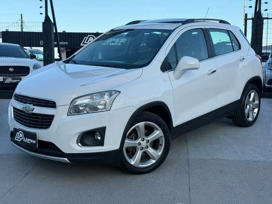 CHEVROLET-TRACKER-2015