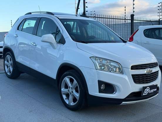 CHEVROLET-TRACKER-2015