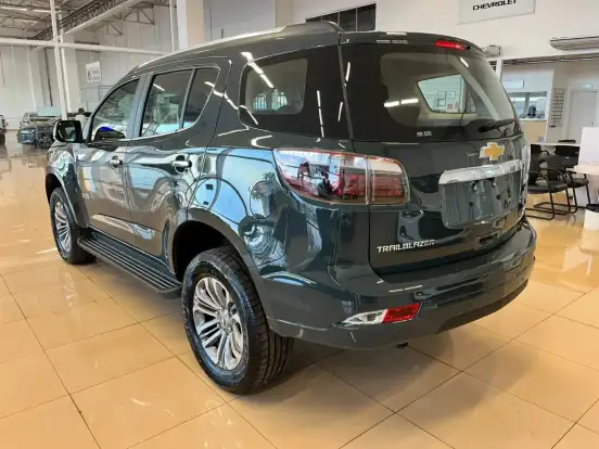 CHEVROLET-TRAILBLAZER-2025