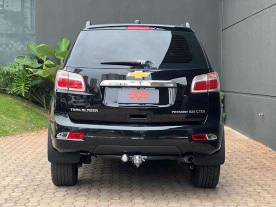 CHEVROLET-TRAILBLAZER-2023