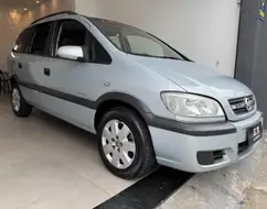 CHEVROLET ZAFIRA 2.0 MPFI EXPRESSION 8V FLEX 4P MANUAL CHEVROLET ZAFIRA 2.0 MPFI EXPRESSION 8V FLEX 4P MANUAL